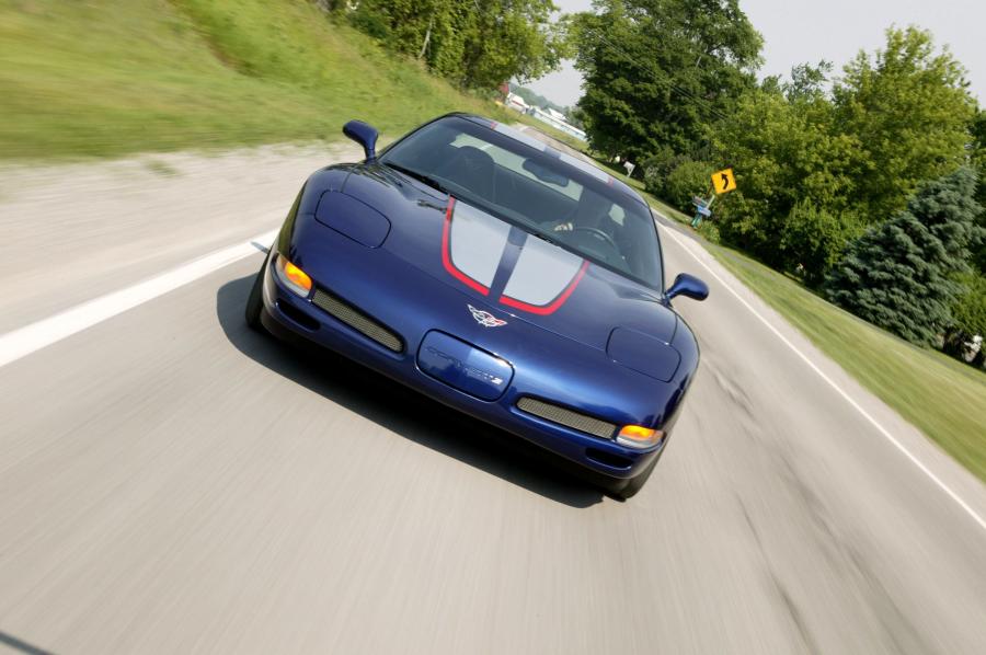  Chevrolet Corvette Z06 2001 года  (фото 25 из 73)